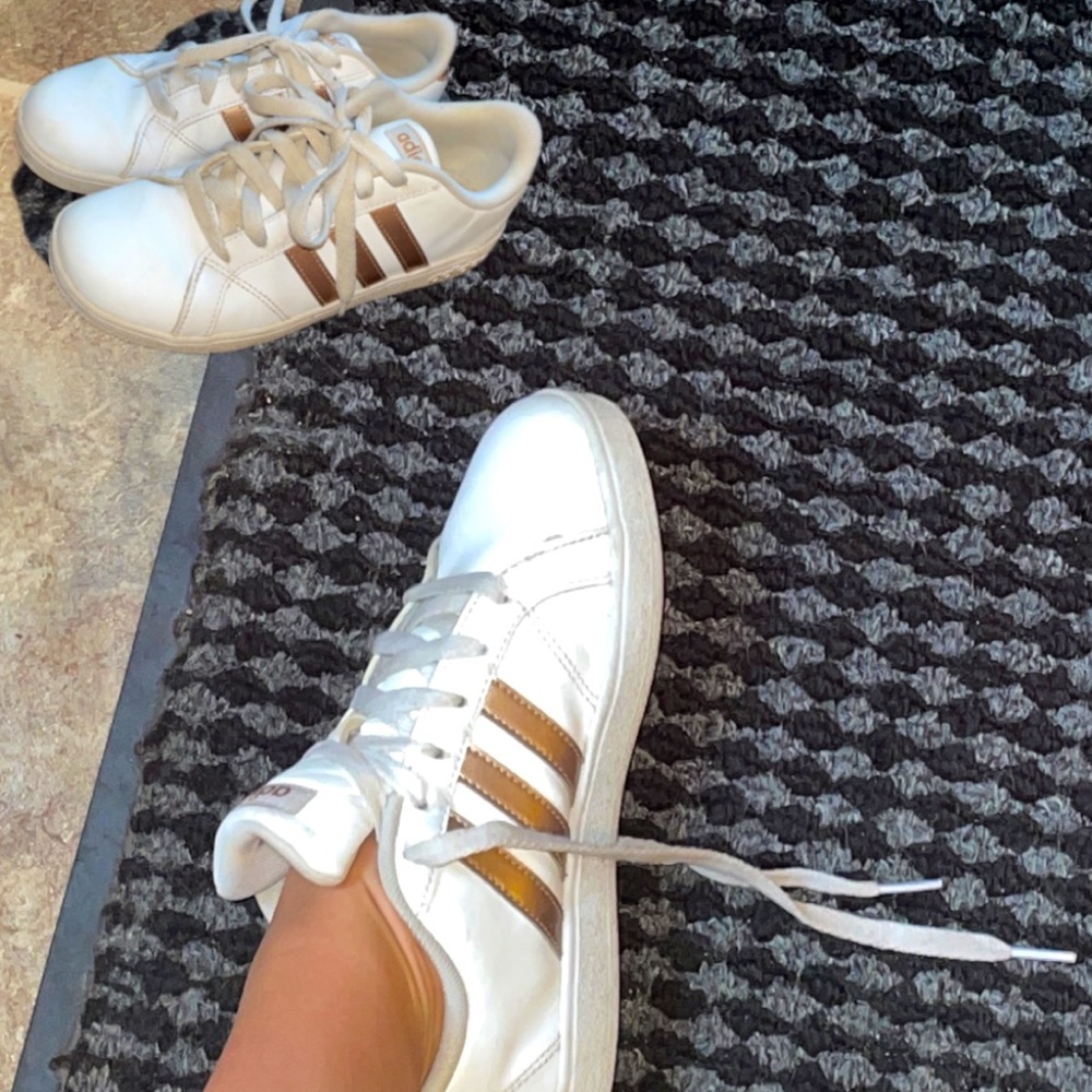 rose gold adidas